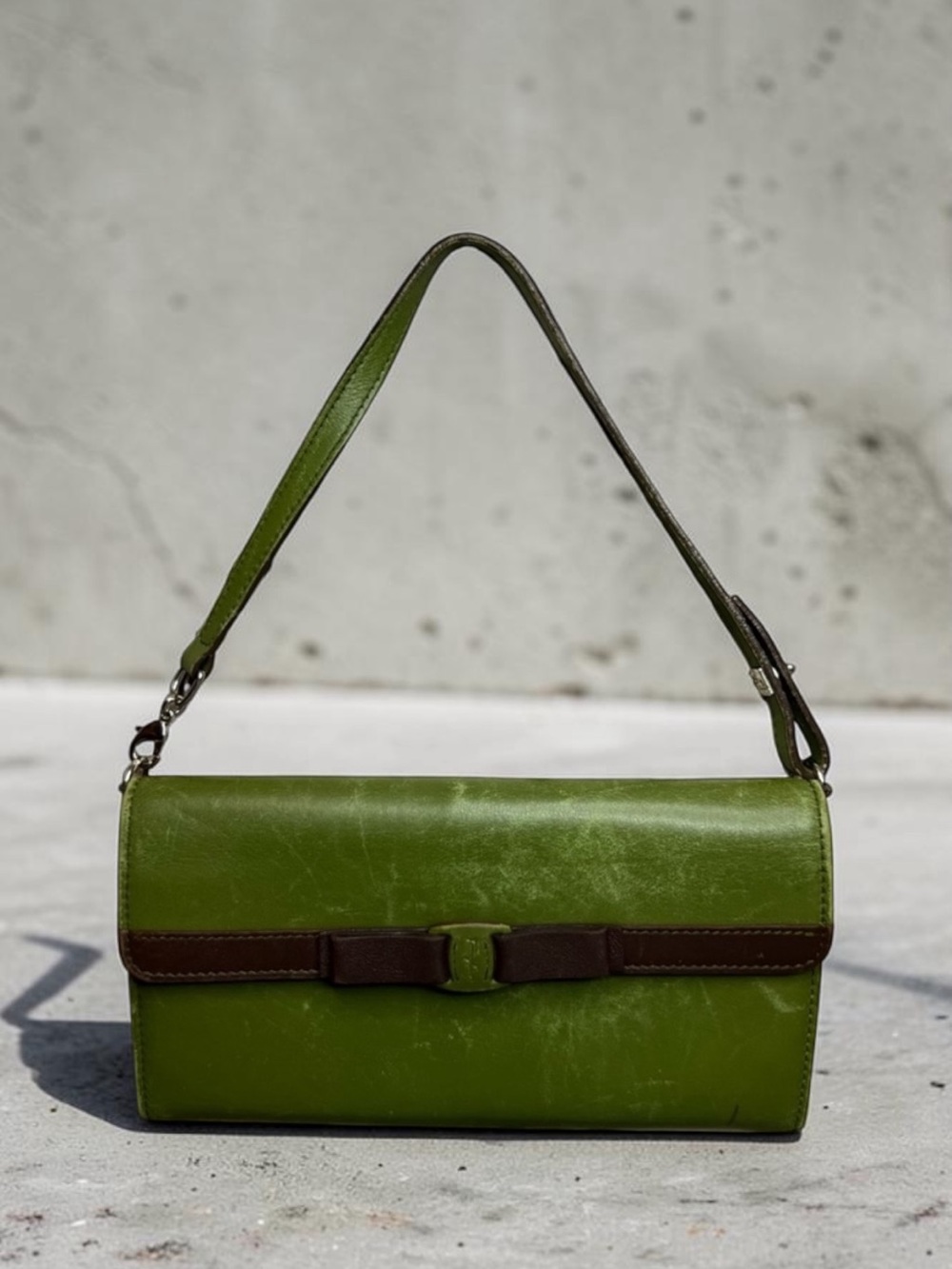 SALVATORE FERRAGAMO - Green bifold wallet